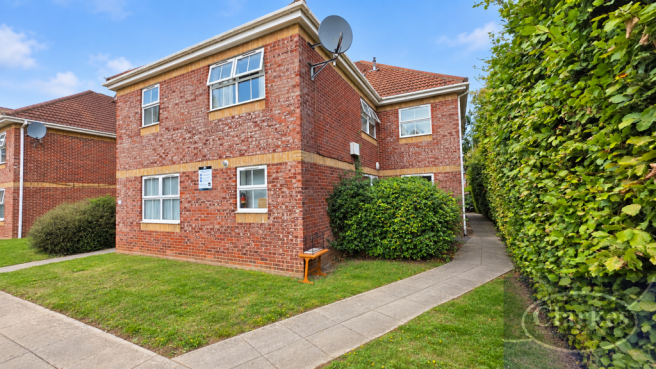 Hadley Exterior