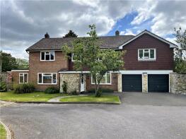 The Clergy House, Flexford Close, Highclere RG20 9PE