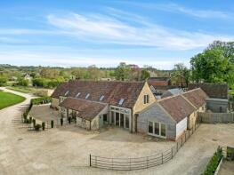 The Tythe Barn, Pinnigers Farm, Maud Heaths Causeway, East Tytherton SN15 4LT