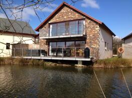 The Bungalow, B3274 Between Winnards Perch And Layby North Of Rosevanion, Winnards Perch, St. Columb TR9 6DG
