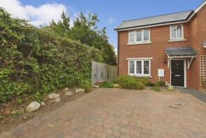 8, Dovecote Place, Oakham LE15 8FA
