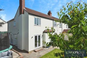 35, Silverdale Avenue, Guiseley, Leeds LS20 8BD