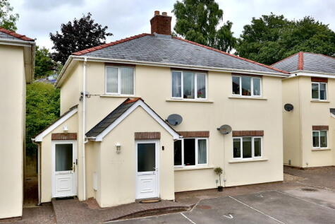 Flat 3, Hen Clawdd, St. Michaels Road, Abergavenny, Monmouthshire, NP7 5AY