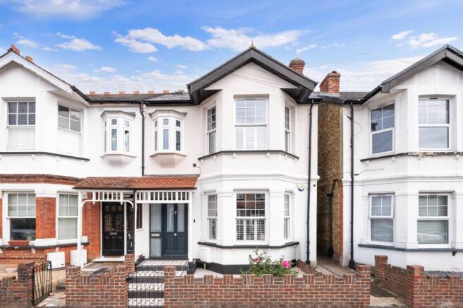 ST JAMES AVENUE
