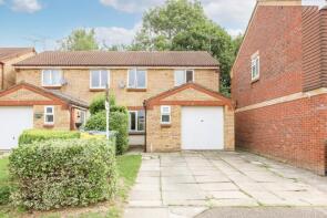 4, Swan Close, Horsham RH13 9TX