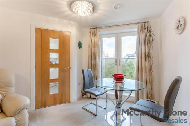 8668966-interior03.jpg