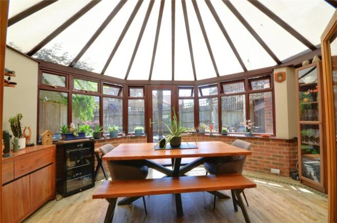 Conservatory/Dining