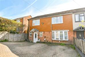 Wee Mere, Cold Ash Hill, Cold Ash, Thatcham RG18 9PH