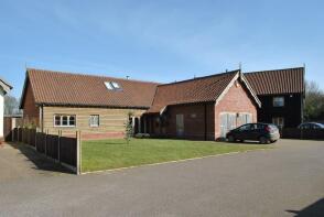 Middle Barn, Abbotts Meadow, Redlingfield IP23 7EQ