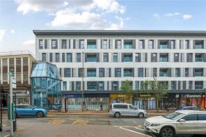 Flat 12, Queensgate, High Street, Redhill RH1 1TZ