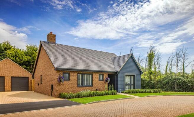 Dandara - Hawthorn Grove - The Grainger, Home 015