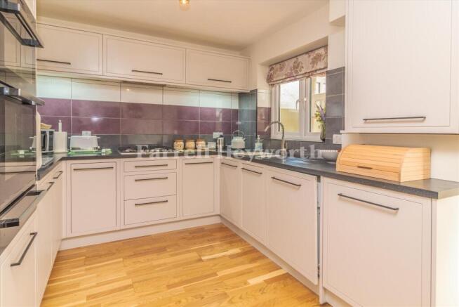 Kitchen image 2