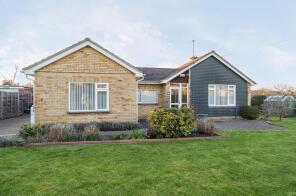 7, Hazel Avenue, Thame OX9 2AW