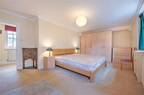 Flat 3, 24, Tudor Street, London EC4Y 0AY