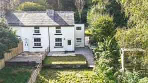 6, Cambrian Terrace, Glyn Ceiriog, Llangollen LL20 7NH