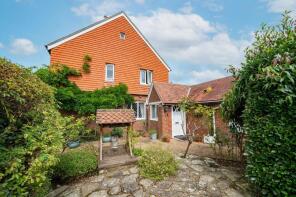 2, Rose Cottages, Friday Street, Rusper RH12 4QA