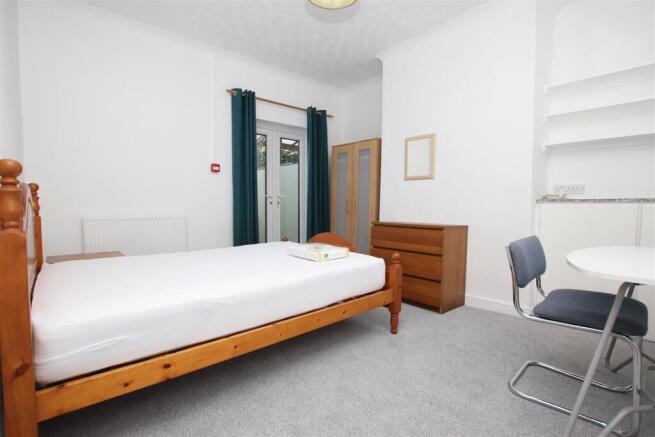 Bedroom 2.JPG