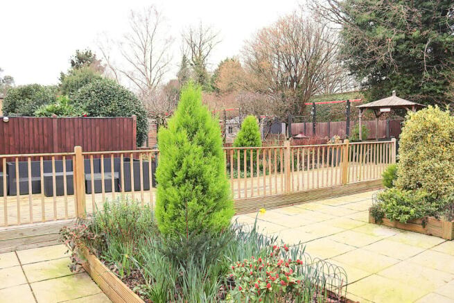 Photo 3