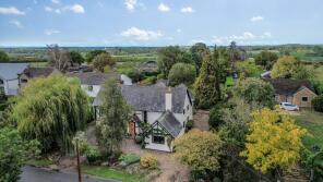 Carrick House, Nafford Road, Pershore WR10 3DH