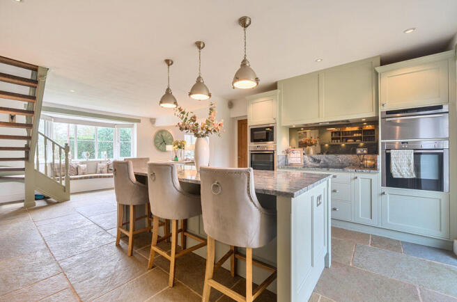 Kitchen/Breakfast Room