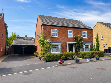 Larbourne Park Road, Flore, Northamptonshire NN7