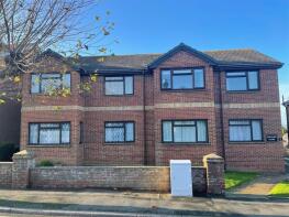 1, 74 Orchard Court, Wilton Park Road, Shanklin PO37 7BU