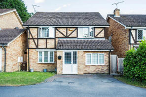 15, Cherry Tree Grove, Wokingham RG41 4UZ