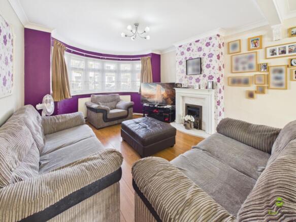 Presented by Clinton at EweMove Bexleyheath and Da