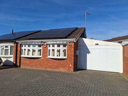 Exeter Close, Ernesford Grange, Coventry, CV3 2PX