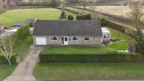37, Woolsthorpe Road, Grantham NG33 5NT