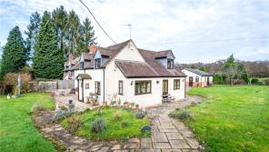 3 Honeysuckle Cottage, Stone Hill, Kidderminster DY10 4AW