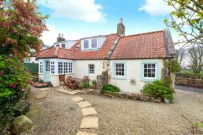 St Christopher, Kirk Wynd, Crail KY10 3TW