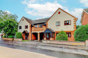 2, 25 Simatt House, Station Road, High Wycombe HP10 9SX