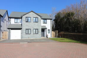 6, Magistrates Grove, Liskeard PL14 6FF