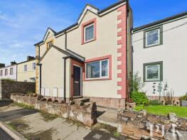 2, Fairview Gardens, Clifton CA10 2DZ