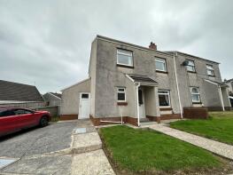 23, Gors Fach, St Clears, Carmarthen SA33 4AQ