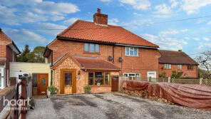 7, Minters Cottages, Harwich Road, Manningtree CO11 2RY