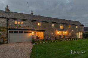 Riverbanks, Mill Lane, Stamford PE9 3UW