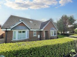 2, The Hawthorns, Preston PR3 1NF
