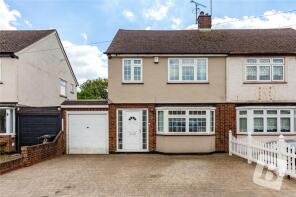 29, Freshwell Gardens, Brentwood CM13 3NG