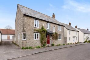 7, Tansee Hill, Chard TA20 4LQ