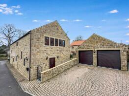 3, Orchard Court, Badsworth, Pontefract WF9 1QA