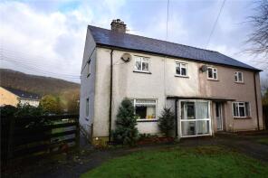 7 Isfryn, Maes-y-llan, Cemmaes, Machynlleth SY20 9PS