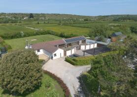 Sand Point Farm Croft, Beach Road, Weston-super-mare BS22 9UD