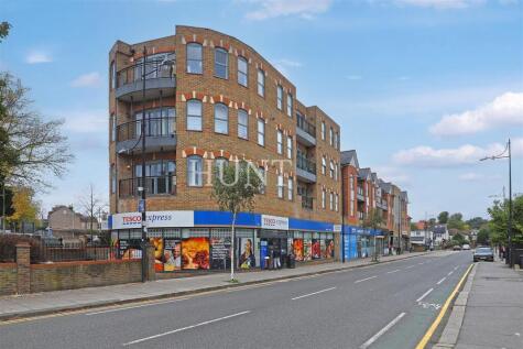 High Road, Woodford Green