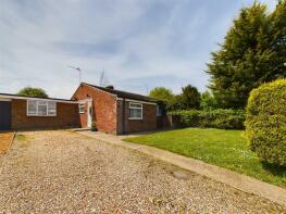 12, Halls Drive, Dereham NR20 4EJ