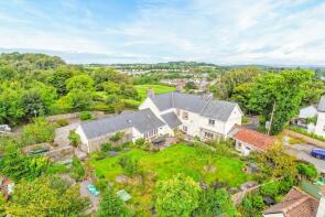 Porth Y Green House, Love Lane, Llanblethian, Cowbridge CF71 7JQ