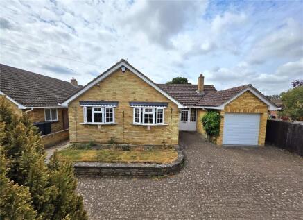Queenborough Lane, Great Notley, Braintree, Essex, CM77