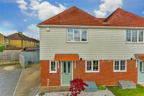 5, Haze Wood Close, Faversham ME13 9FG