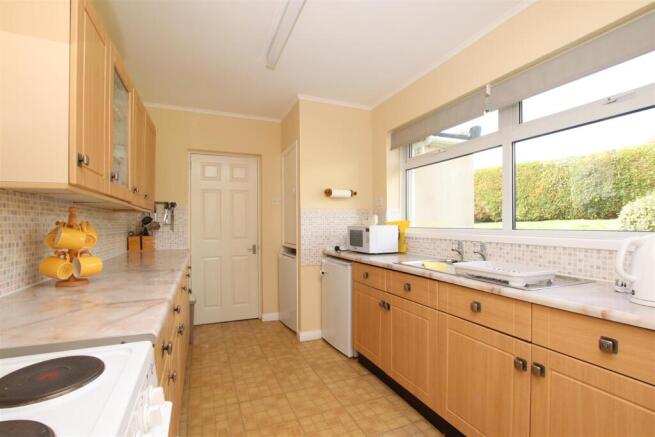 Kitchen.JPG